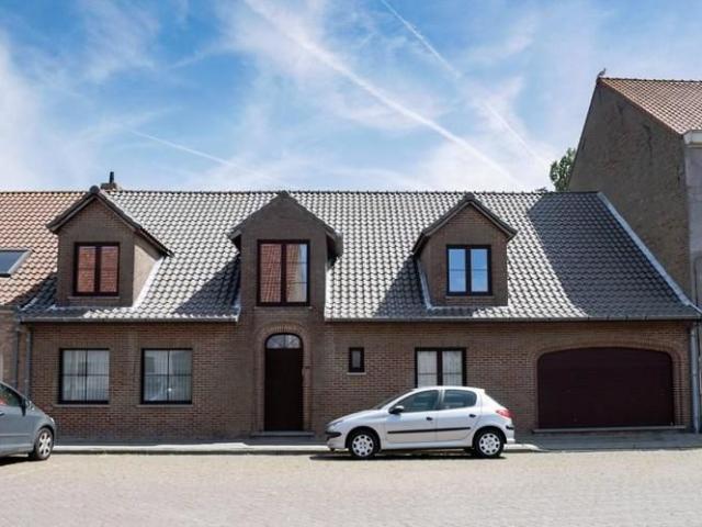 Charmante woning met een perceelsoppervlakte van 2.076m2 in