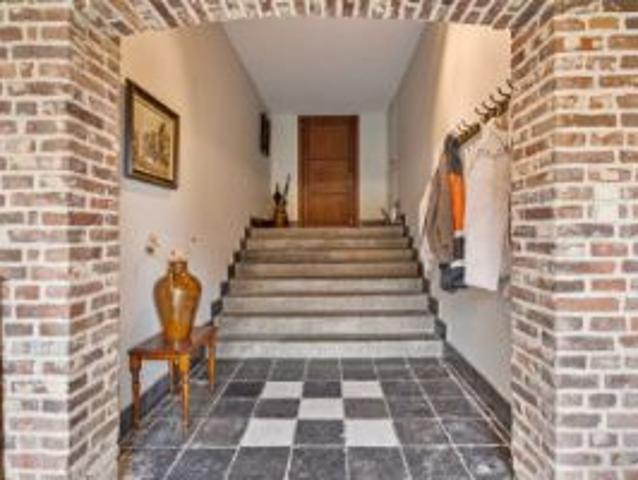 Charmante woning met garage, 3 slpk, te koop in de Meerse.