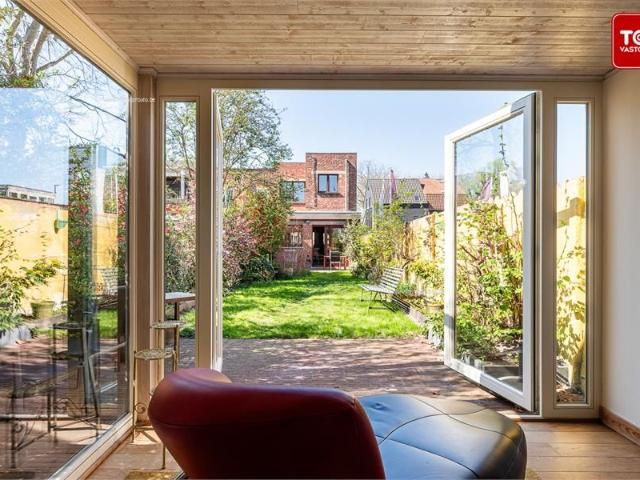 Charmante woning met leuke tuin nabij de Bourgoyen