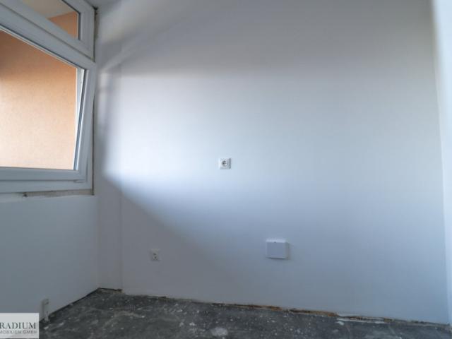 Schnäppchen! Teilsanierte 2 Zimmer Wohnung mit Loggia in Maria Enzersdorf – Ihr neues Zuhause erwartet Sie!
