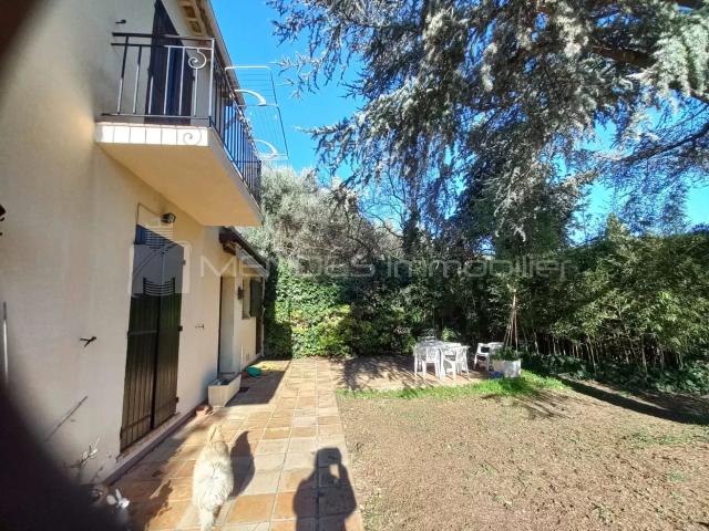 CHARMANTE VILLA À LOUER, TRÈS PROCHE DE MONACO