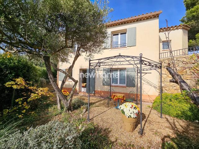Charmante villa à pied du village 95m² Lorgues