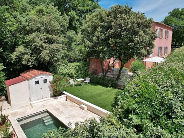 Charmante villa à proximité immédiate d'Uzès
