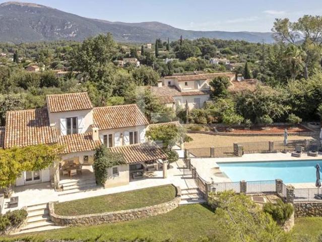 Charmante Villa avec des finitions haut de gamme à vendre au Rouret