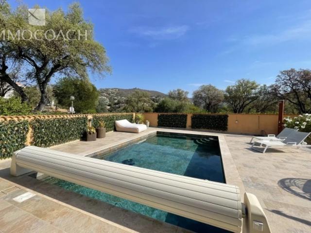 Charmante villa avec piscine, garage domaine de Valcros