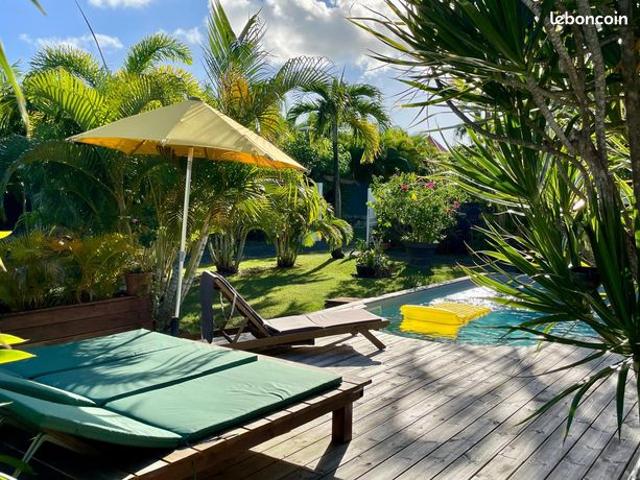 Charmante villa F4 impeccable avec piscine – Un cocon zen au cœur d’un environnement privilégié