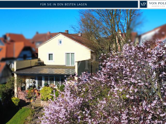 Charmante Villa mit Geschichte und eigenem Park
