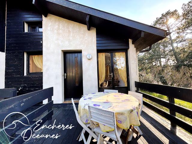 Charmante villa patio d'angle de 28m2 + 11m2 de mezzanine proche plage