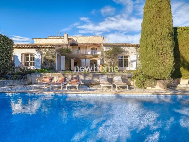 Charmante villa Provençale avec piscine chauffée