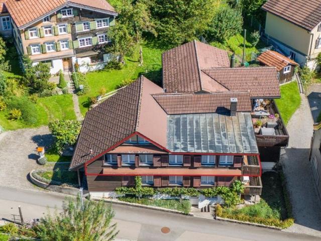Charmantes Maisonette in Neu St. Johann SG zu verkaufen