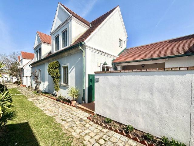 Charmantes Maisonette Reihenhaus mit uneinsehbarem Innenhof in Weiden am See in Seenähe