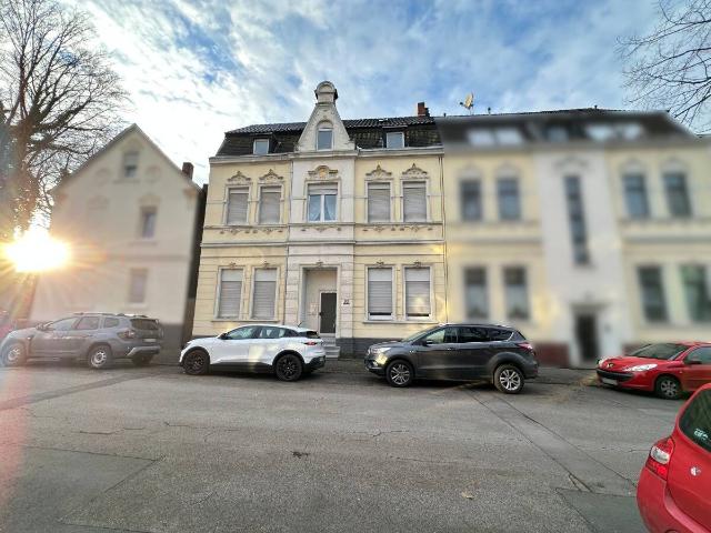 Charmantes Mehrfamilienhaus mit großem Grundstück! Bochum Wattenscheid
