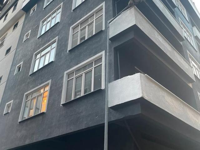 Charmantes Mietshaus am Schwarzen Meer,nähe Flughafen Rize,Leer