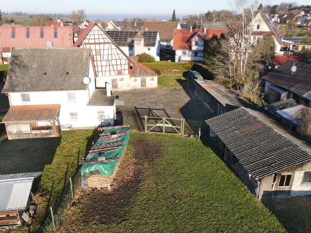 Charmantes Anwesen. ca. 3.790 m² perfekt für Tier und Pferdehaltung, Autoschrauber.