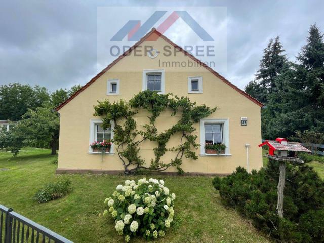 Charmantes Bauernhaus mit großem Garten und vielseitigen Nutzungsmöglichkeiten