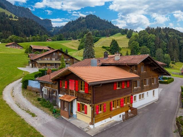 Charmantes Bijou mit herrlicher Aussicht liebevoll renoviert