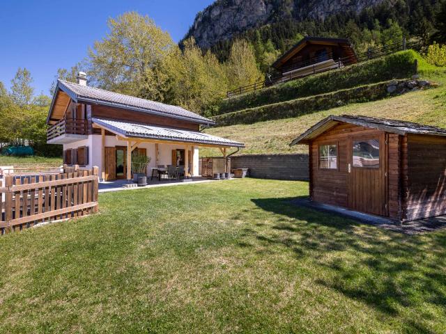 Charmantes Chalet auf drei Ebenen mit offenem Blick