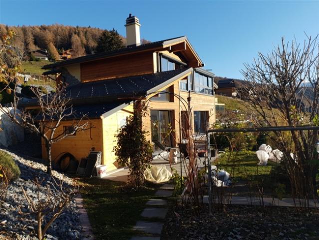 CHARMANTES CHALET HERZENSSTECHEND AUSSERGEWÖHNLICHE AUSSICHT