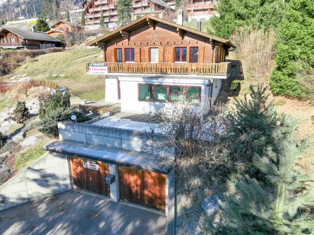 Charmantes Chalet mit 5,5 Pence, wunderschöne Lage im Zentrum des Resorts