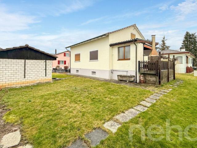 Charmantes Einfamilienhaus an bevorzugter Lage mit Garage