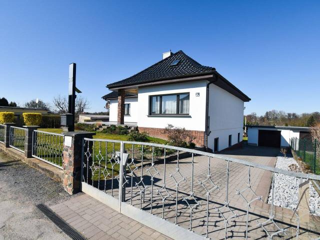 Charmantes Einfamilienhaus in Burg Viel Platz für Ihre Wohnträume