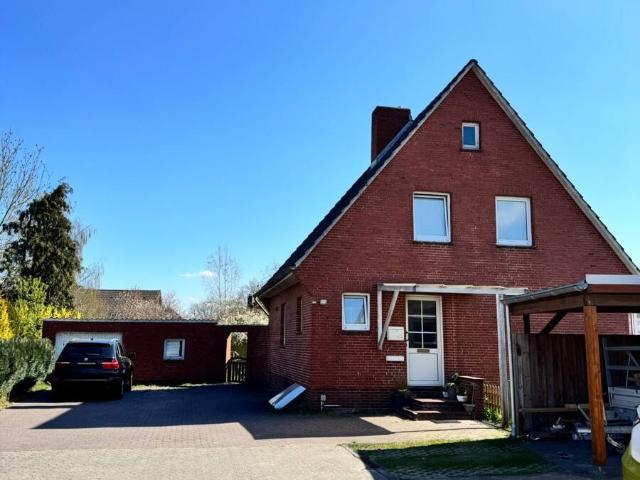 Charmantes Einfamilienhaus in guter Lage Ihr neues Zuhause wartet! *Provisionsfrei