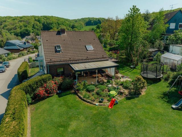 Charmantes Einfamilienhaus in naturnaher Lage