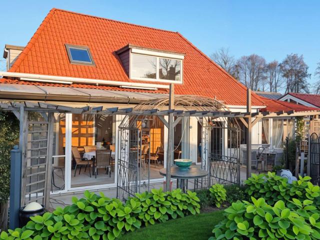 Charmantes Einfamilienhaus in ruhiger Lage !