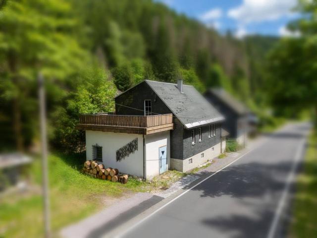 Charmantes Einfamilienhaus in ruhiger Lage im Thüringer Wald!