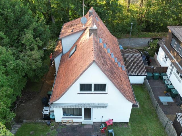 Charmantes Einfamilienhaus mit großem Garten in exklusiver Lage in Kassel Harleshausen