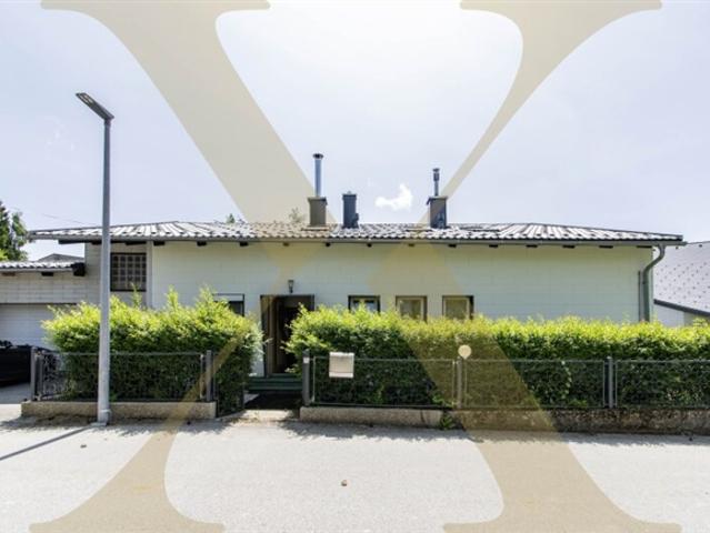 Sanierungsbedürftiges Einfamilienhaus mit großem Grundstück in Hellmonsödt zu verkaufen – viel Potenzial in bester Lage!