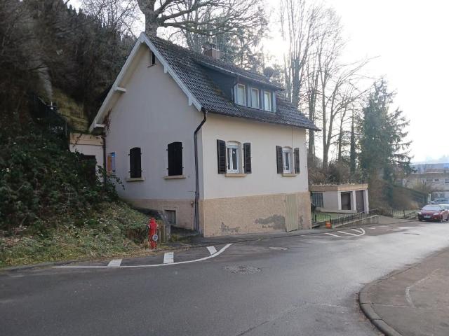 Charmantes Einfamilienhaus mit Potenzial zum Schmuckstück! Überzeugen Sie sich selbst.