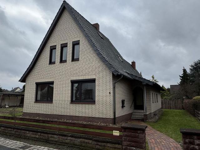 Charmantes Einfamilienhaus mit viel Potential in toller Lage in Bremen Arbergen