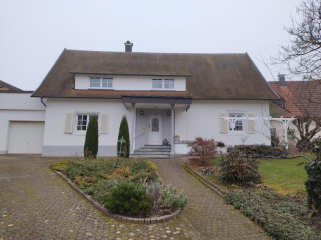 Charmantes Fachwerk Einfamilienhaus mit großem Garten und großer Dachterrasse