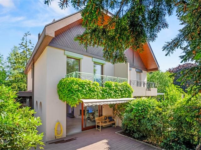 Charmantes Familien Reihenhaus mit Garten in ruhiger Umgebung