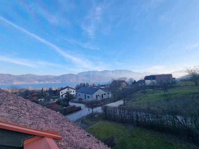 Charmantes Ferien Apartment mit See & Gebirgsblick