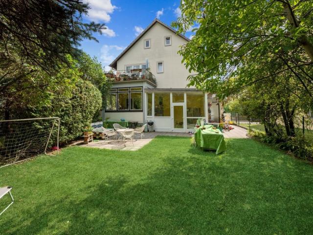 Charmantes, gepflegtes Mehrfamilienhaus mit 3 Parteien in ruhiger Lage von München Ramersdorf
