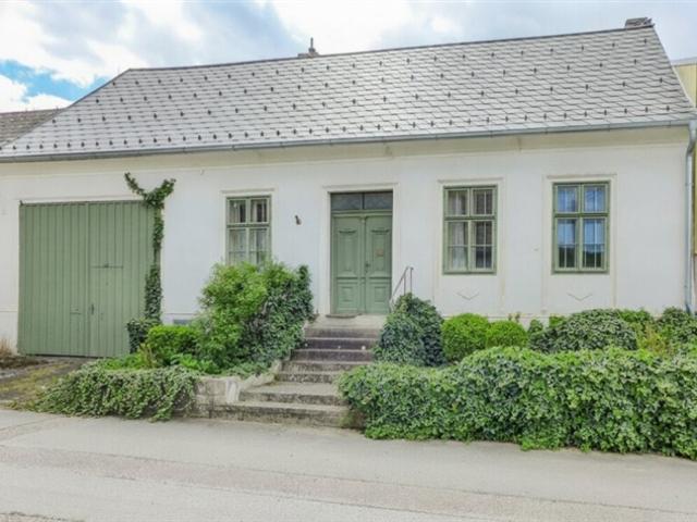 Charmantes Landhaus mit Innenhof und Nebengebäuden im Weinviertel