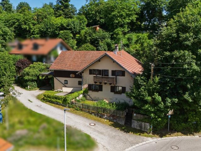 Charmantes Landhaus mit Potenzial