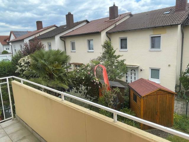 Familienfreundliches Haus mit Balkon und Terrasse in Weinheim