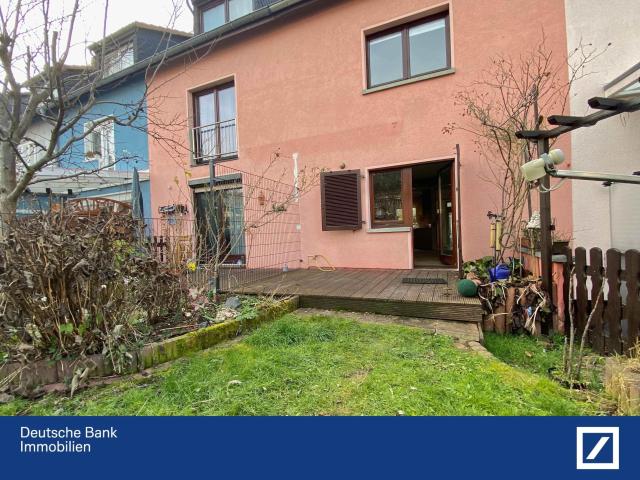 Charmantes Reihenmittelhaus mit 5 Zimmern auf 98 m² Ihr neues Zuhause auf Erbpacht!