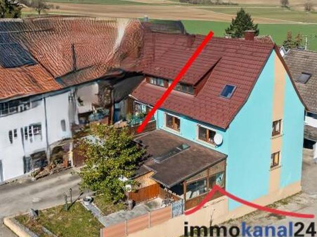 Charmantes Reihenendhaus mit viel Platz und Garten in 78244 Ebringen Gottmadingen