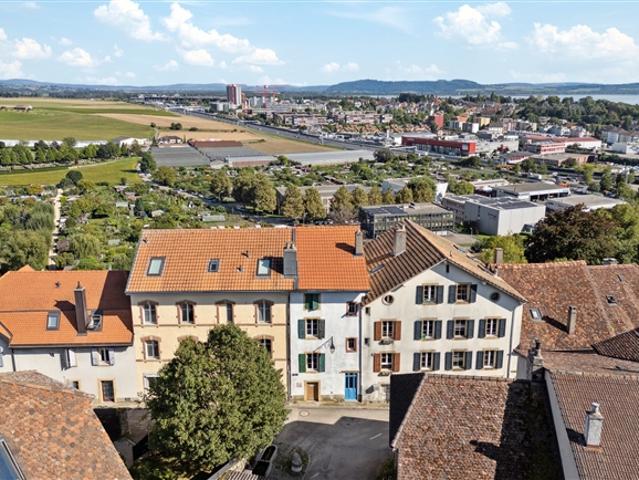 Charmantes Reihenhaus im Zentrum des alten Dorfes