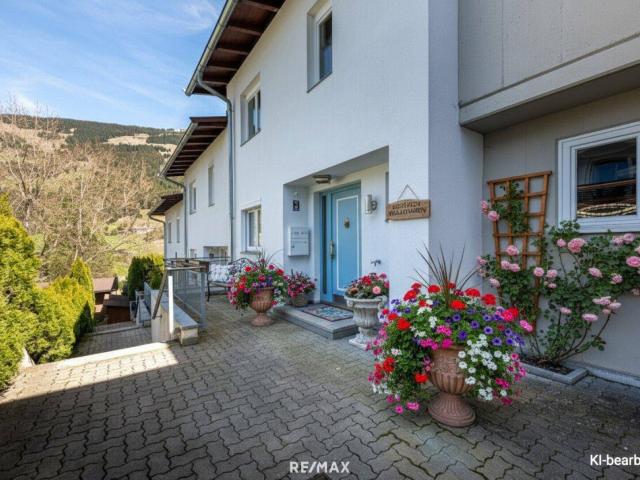 Charmantes Reihenhaus in Jochberg mit großzügigem Platzangebot, gemütlichem Kachelofen, Garten und bester Verkehrsanbindung – perfekt für die ganze Familie!