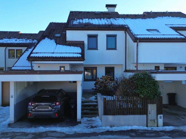 Charmantes Reihenhaus mit Garten & Balkon in bester Lage Aigen