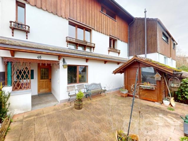 Charmantes Reihenhaus mit viel Platz und Charakter in Schindellegi