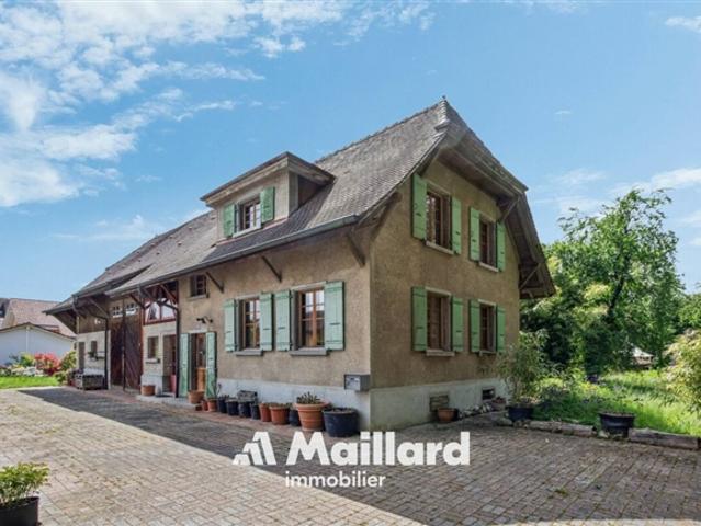 Charmantes, renoviertes Bauernhaus mit Potenzial – ruhige Gegend nahe dem Zentrum