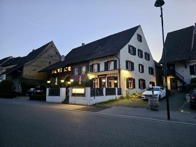 Charmantes Restaurant im historischen Zentrum von Muttenz