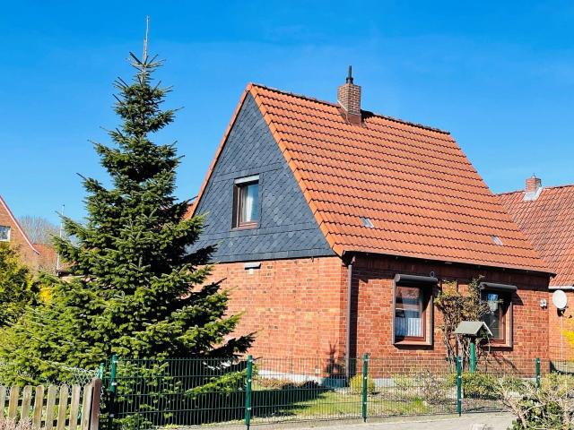 Charmantes Rotklinkerhaus großer Garten Mölln provisionsfrei