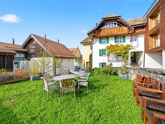 Charmantes Winzerhaus mit See und Bergblick